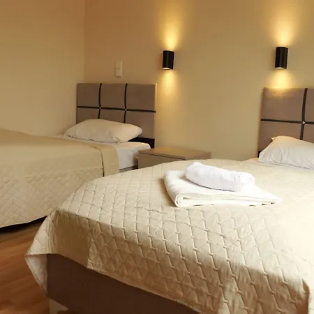 לינה וארוחת בוקר La Melis גלדרן